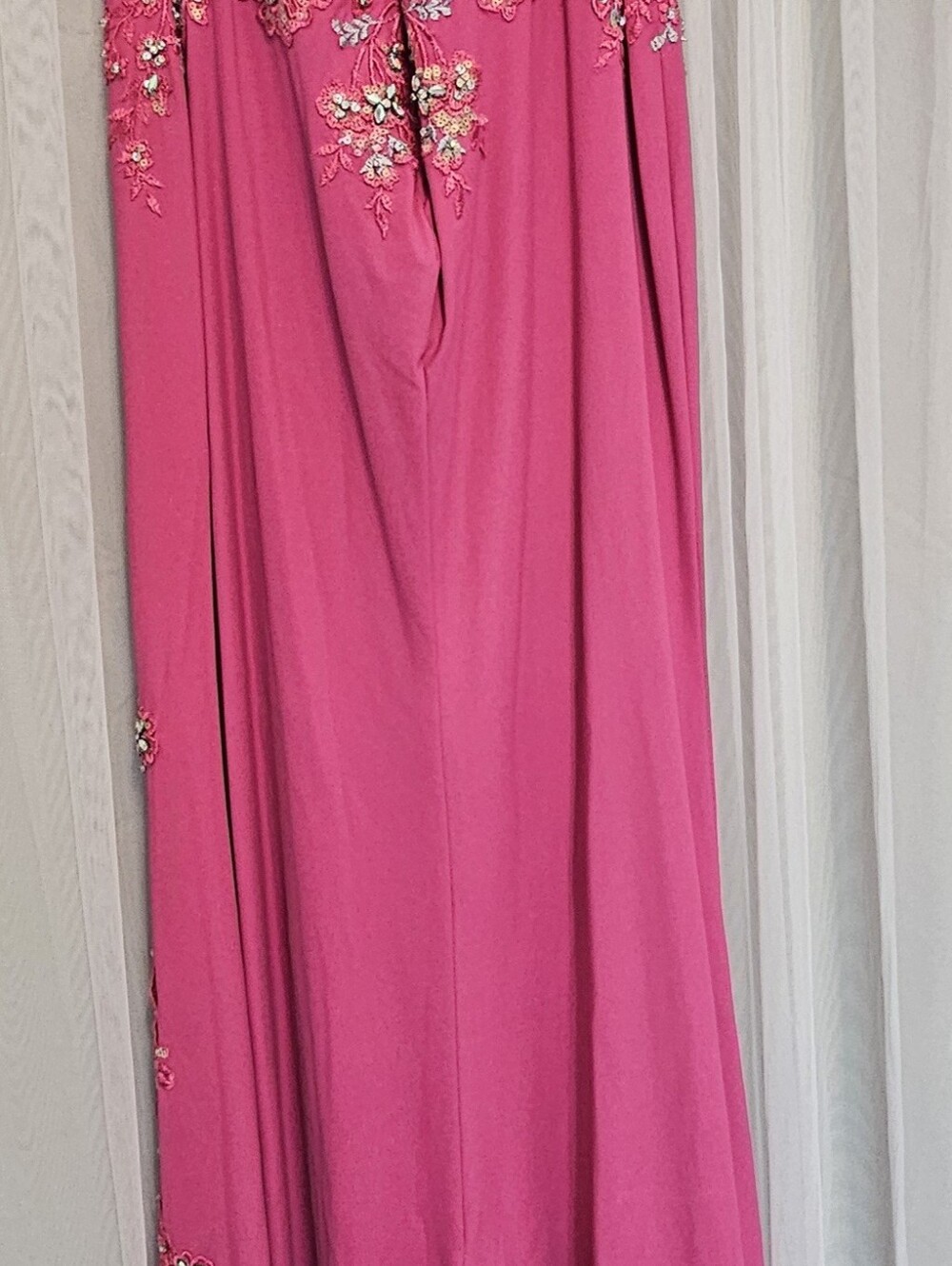 JOVANI Halter, Mermaid Evening Gown Size 8 # D5030 - Picture 8 of 10